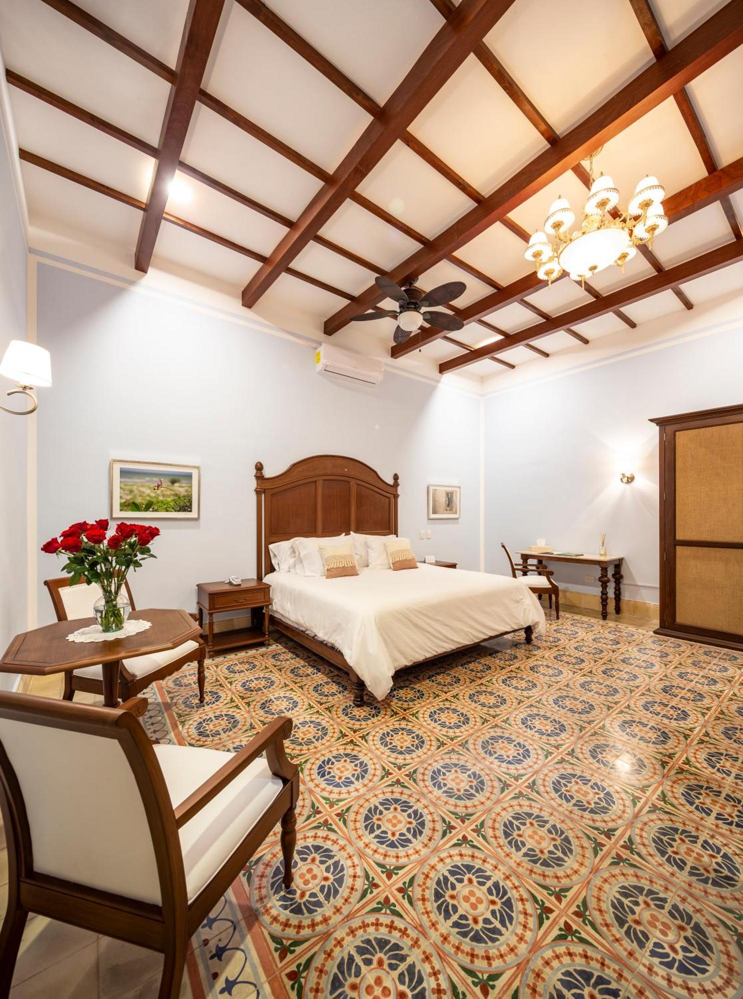 Casa Tavera- Adults Only Мерида Екстериор снимка